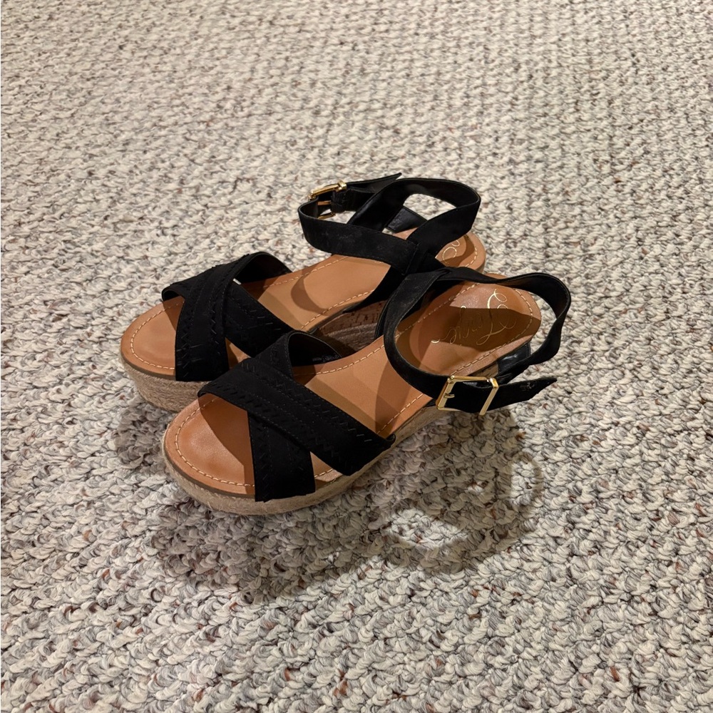 Black Platform Sandals